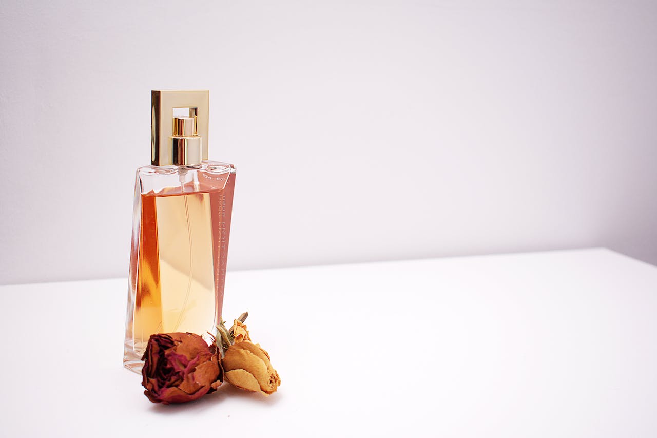 Niezwykła elegancja i wysoka jakość - jaką markę perfum dla mężczyzn wybrać?